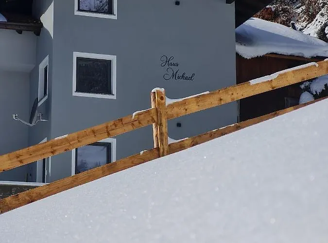 Haus Michael Διαμέρισμα *